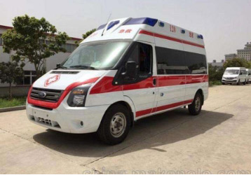 泊头市救护车租赁